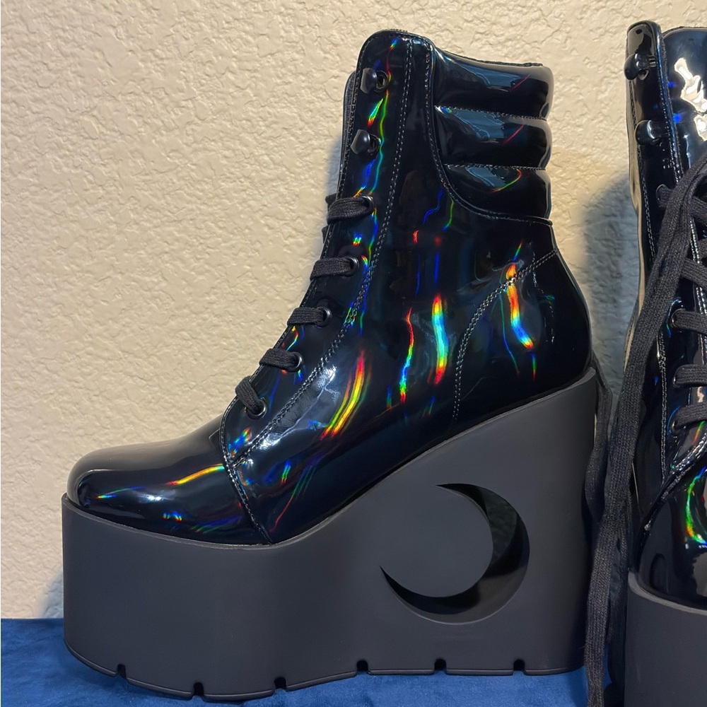 Killstar Diana Crescent Wedge Platform Boots - Picture 4 of 7
